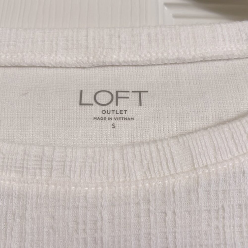 LOFT | Top - Picture 3 of 5